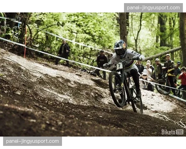 2026赛季男子速降世界杯实力榜发布,卢瓦克·布鲁尼仍被列为最大热门 2026赛季男子速降世界杯实力榜发布,卢瓦克·布鲁尼仍被列为最大热门