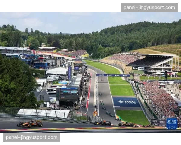 F1官宣:2027赛季起,冲刺赛举办场次将从6场增加至8场 F1官宣:2027赛季起,冲刺赛举办场次将从6场增加至8场